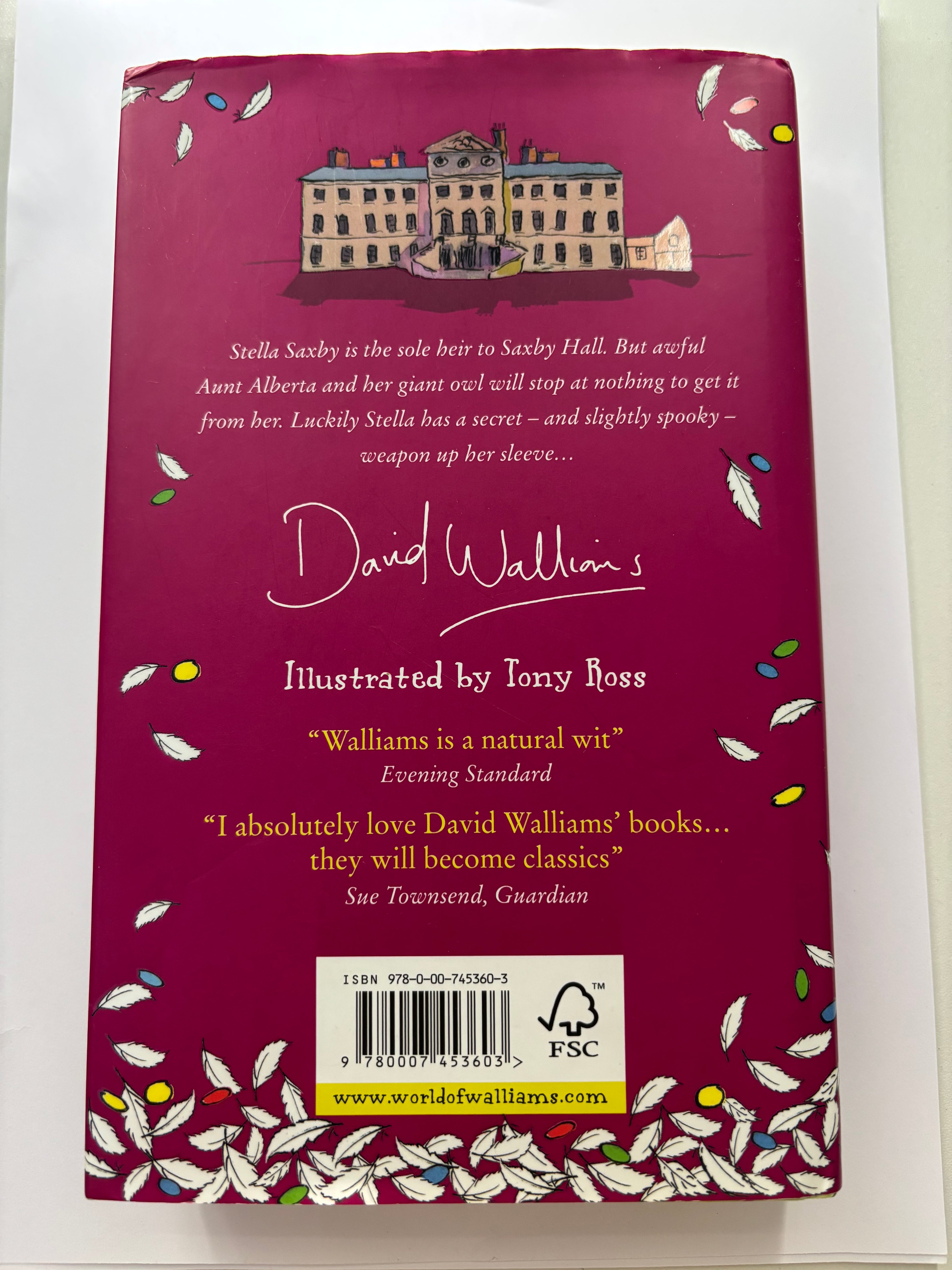 Awful Auntie by David Walliams