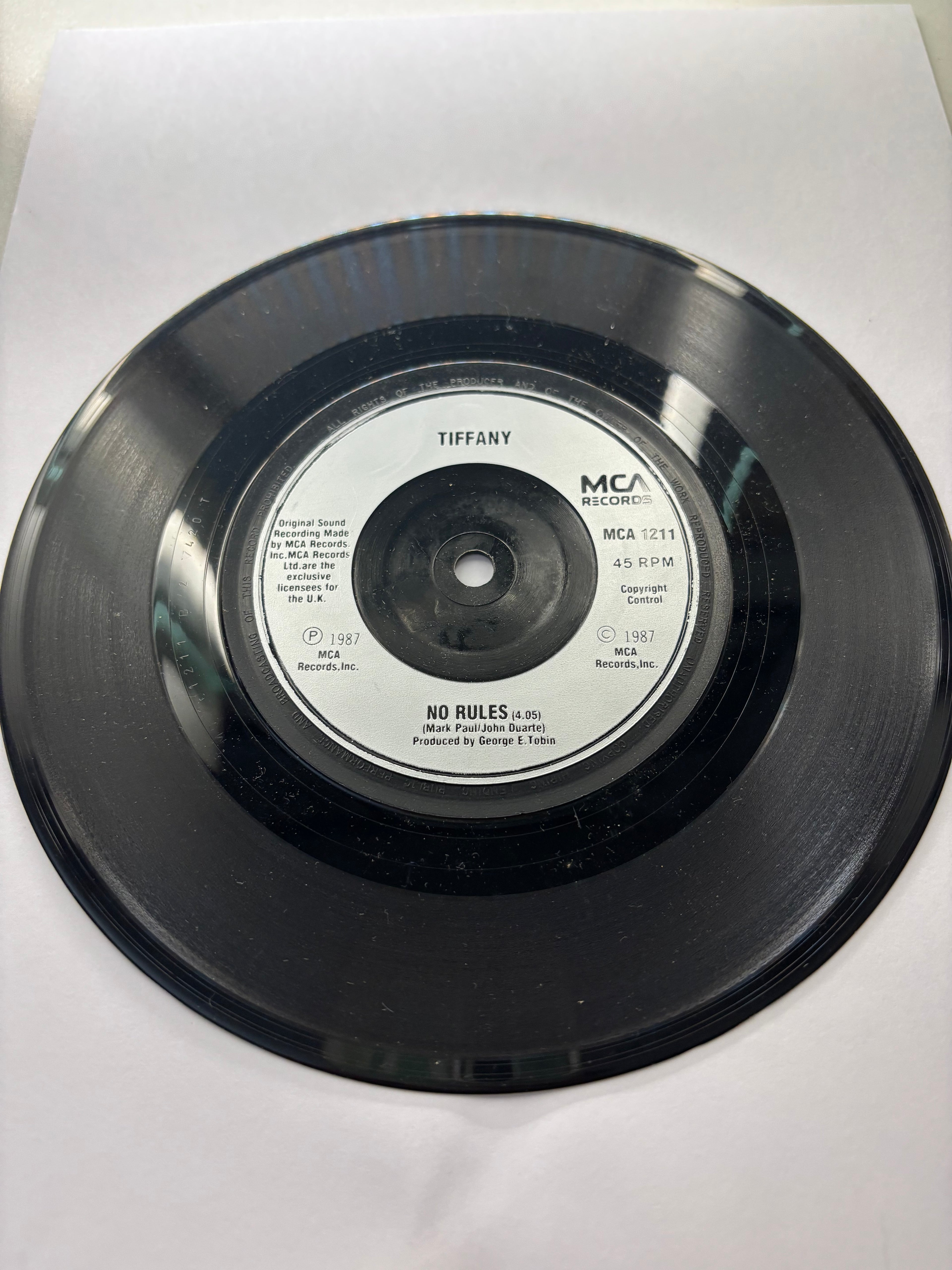 Tiffany- I think We’re Alone Now 7’’ Vinyl Single 1987