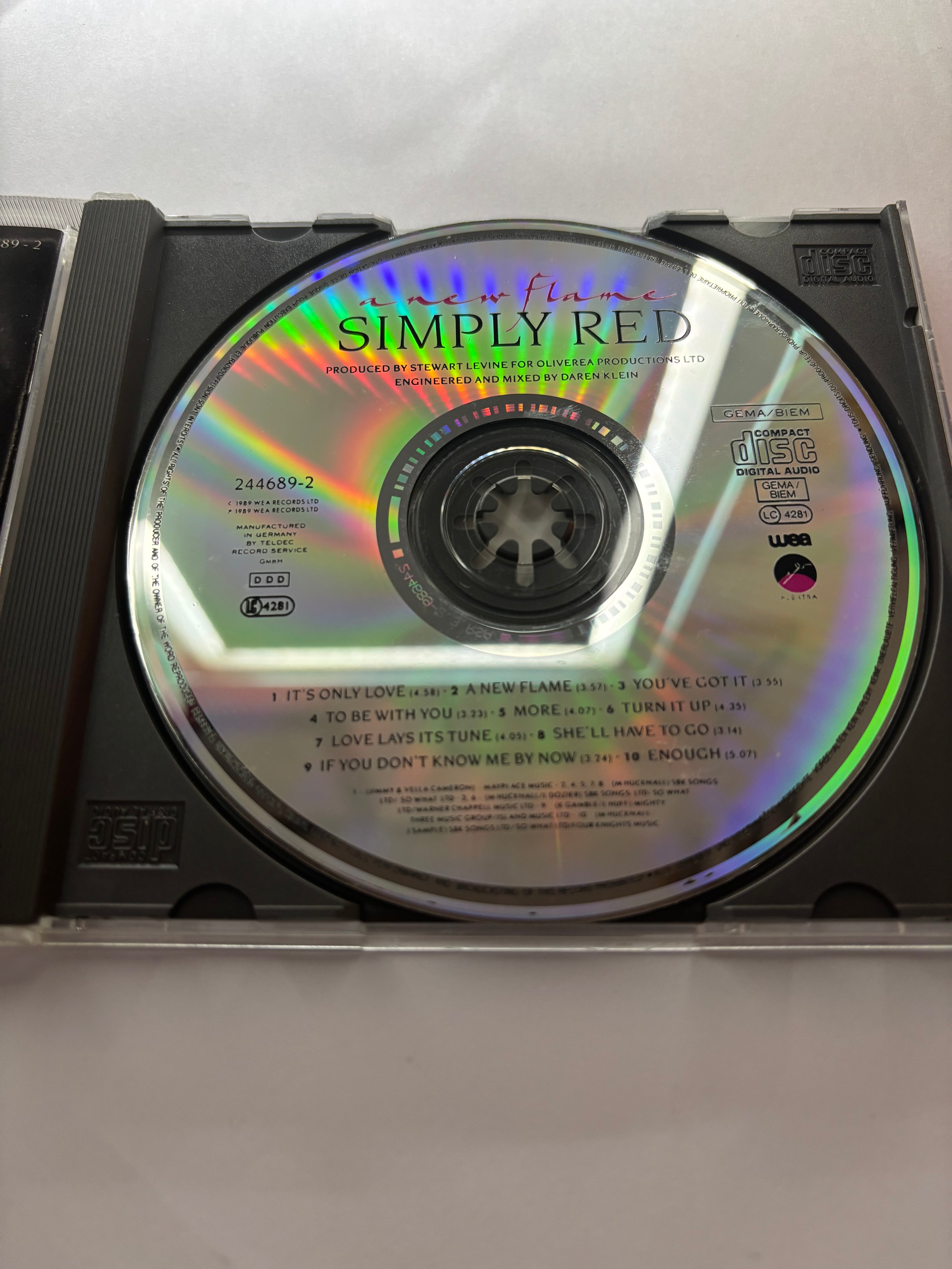 Simply Red- A New Flame CD