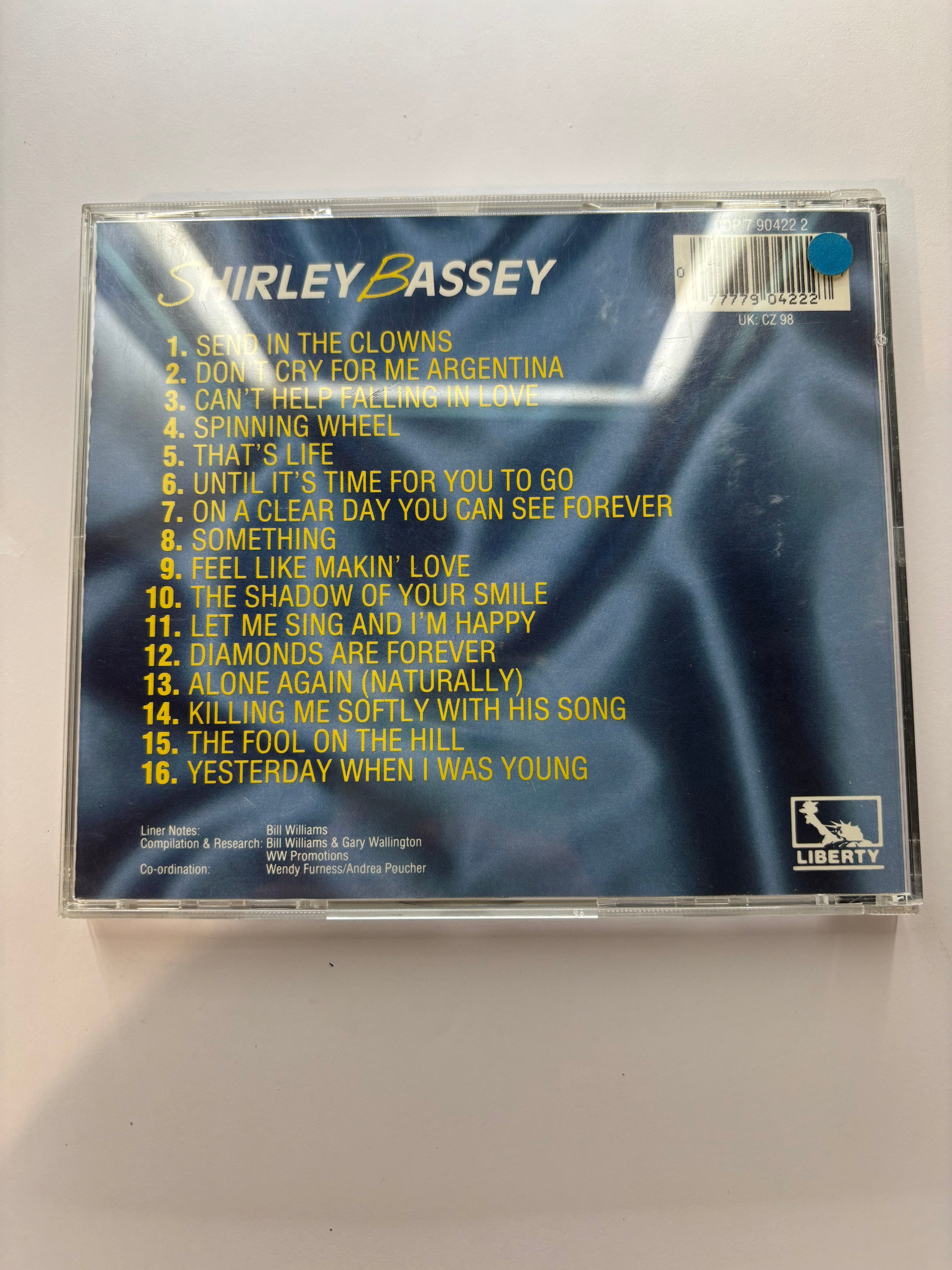 Shirley Bassey- let me sing and I’m happy CD