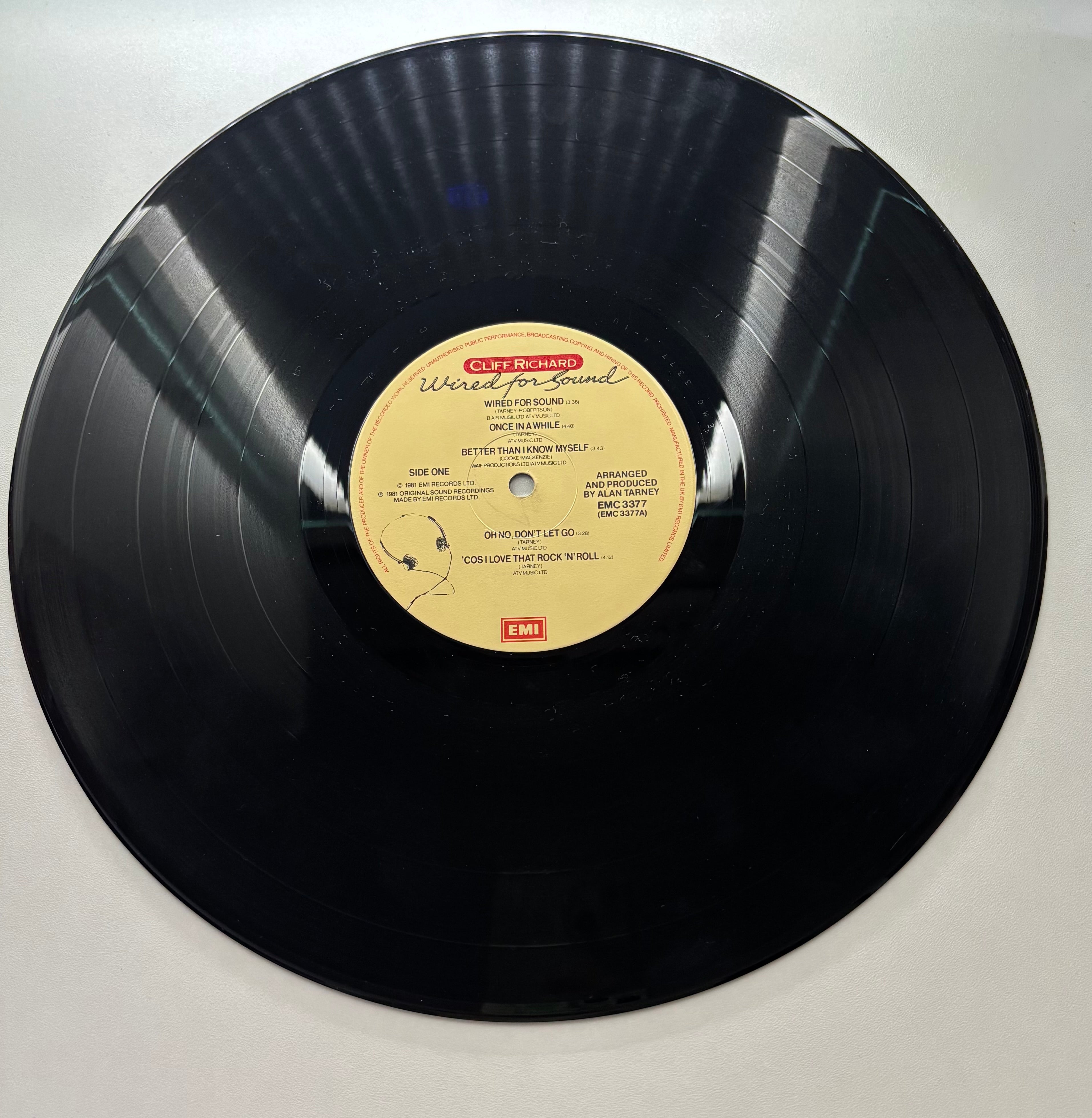 Cliff Richard- Wired for Sound 1981 Vinyl Album