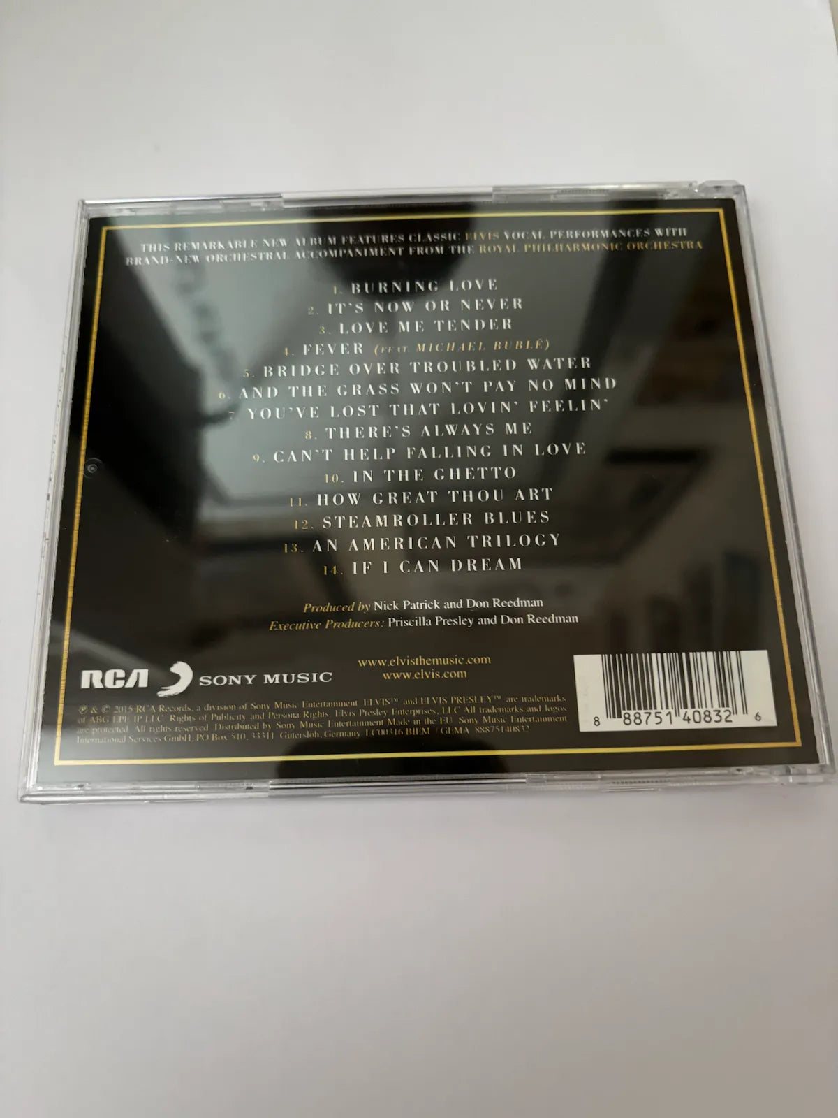 If I Can Dream by Elvis Presley with the Royal Philharmonic Orchestra rock and roll CD back cover track listing UK