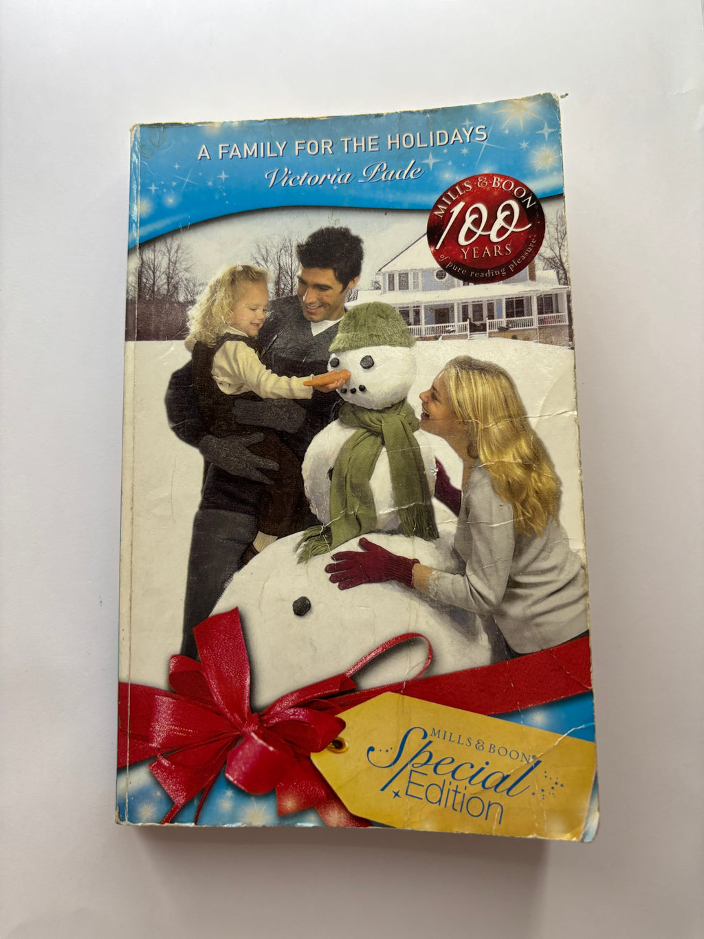 A Family for the Holidays by Victoria Pade