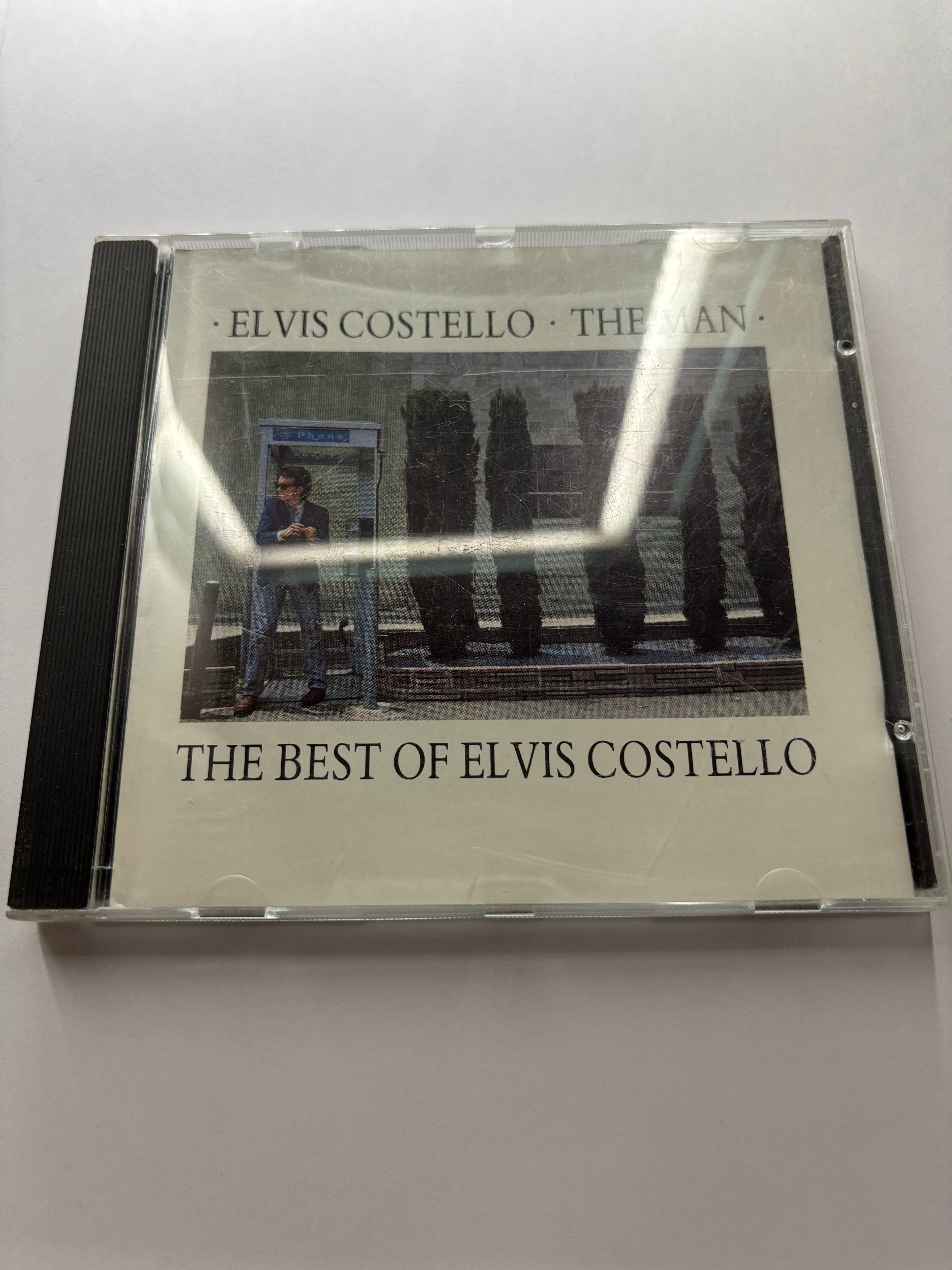 Elvis Costello- The Man (the best of Elvis Costello) CD