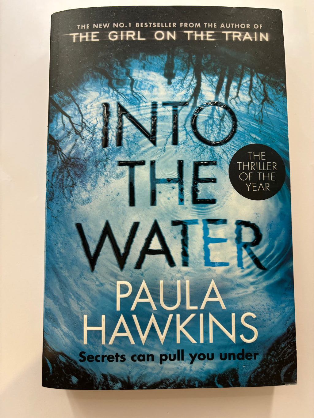 Into the water by Paula Hawkins