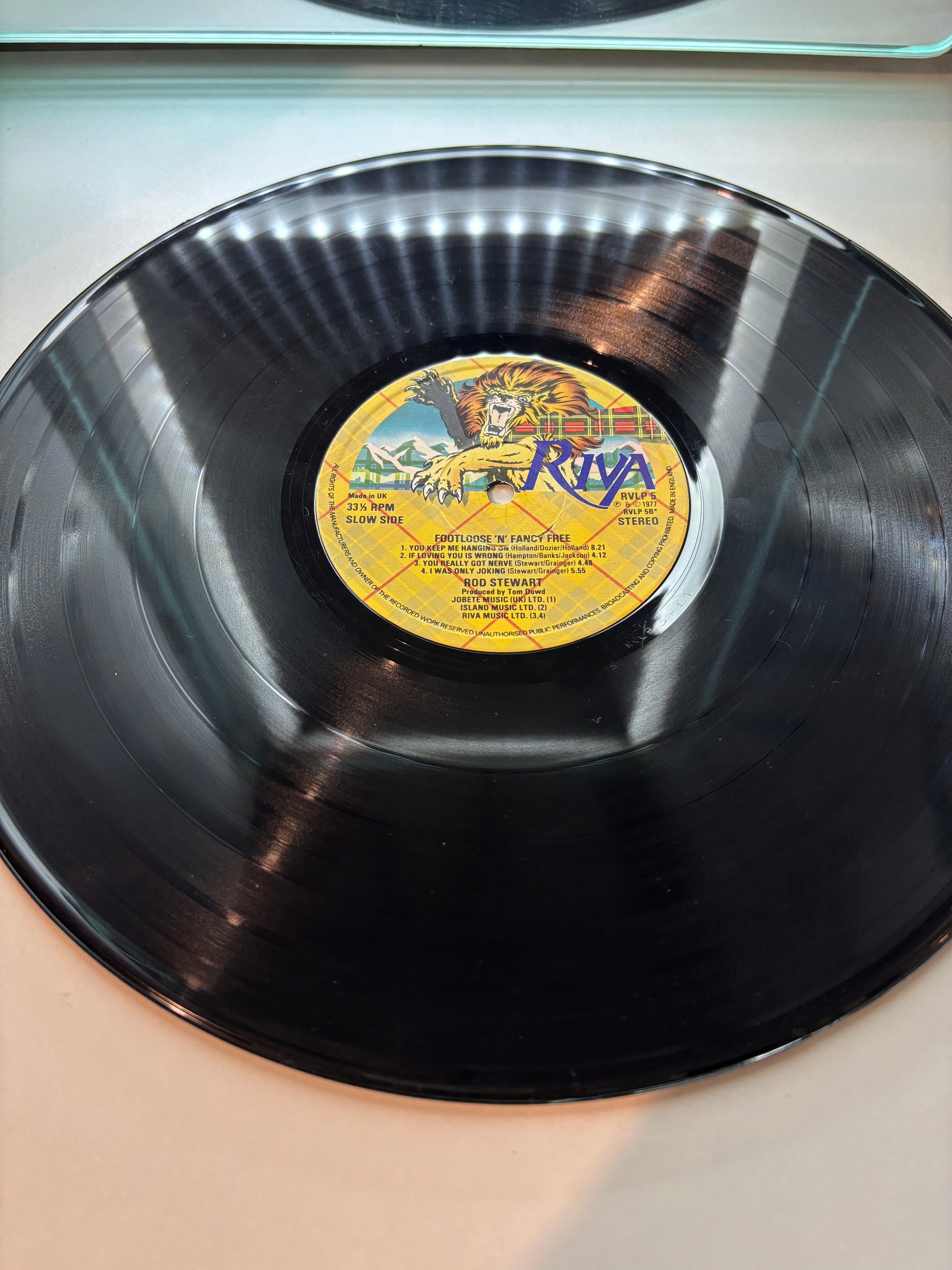 Rod Stewart- Foot loose and Fancy Free 1977 Vinyl Album