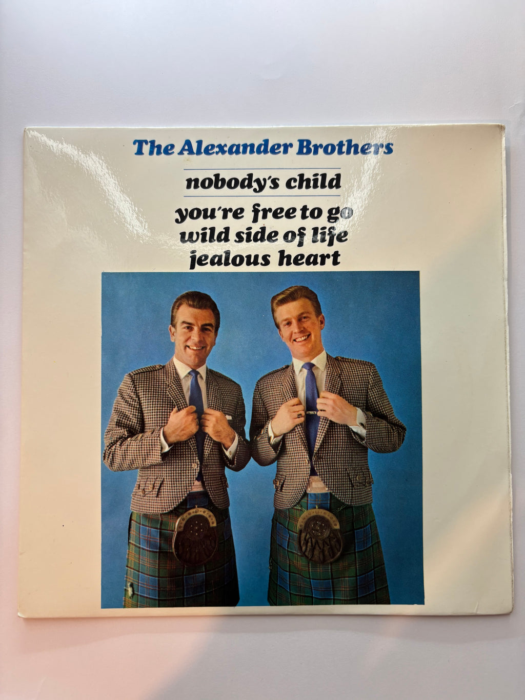 The Alexander Brothers- Nobody’s Child 7’’ vinyl single 1965