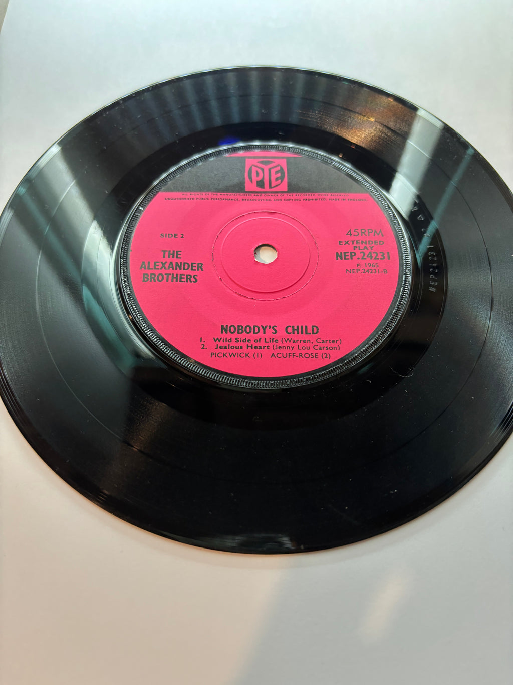The Alexander Brothers- Nobody’s Child 7’’ vinyl single 1965