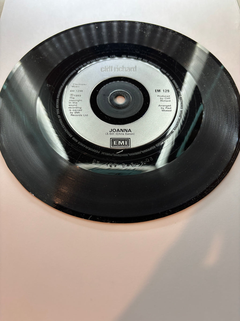 Cliff Richard- Stronger than that 7’’ vinyl single 1989