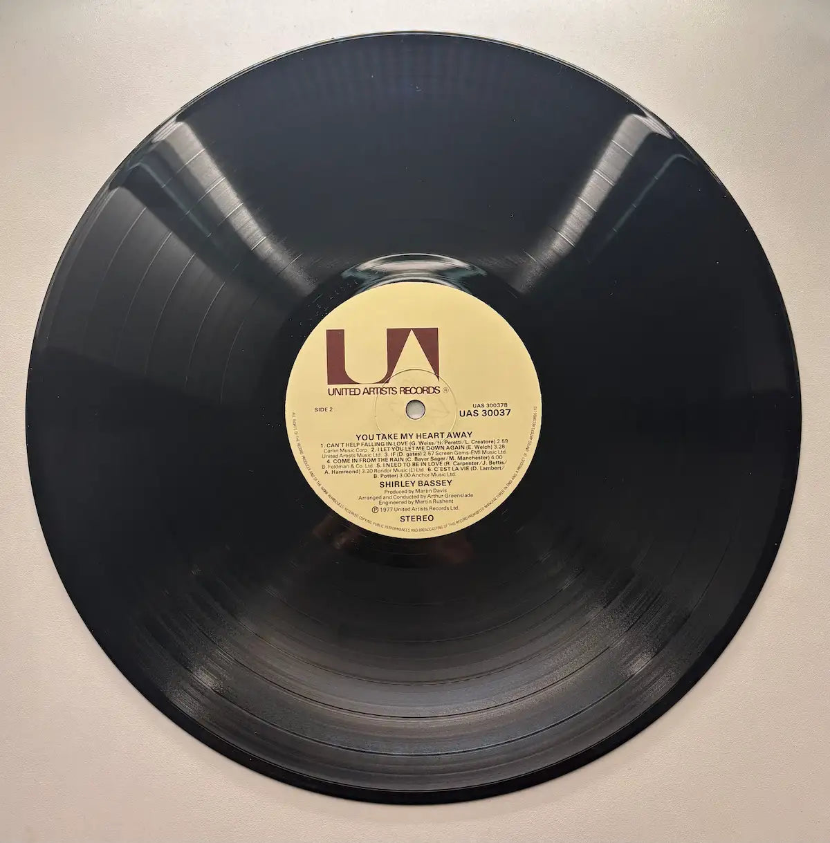 Shirley Bassey You take my heart away vinyl record label United Artists Records 1977 UK