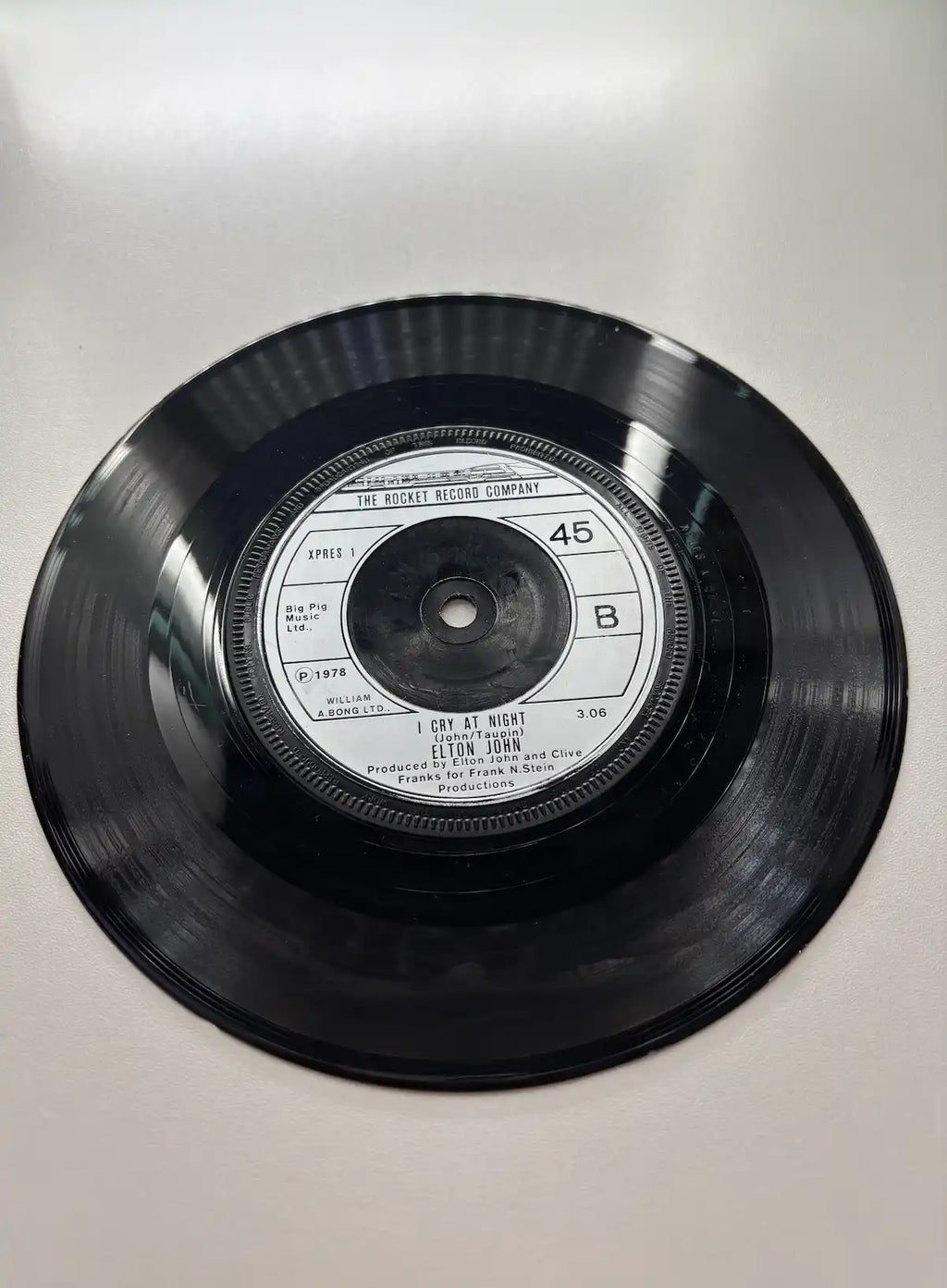 Elton John I Cry at Night 7'' vinyl single 1978 condition UK seller 