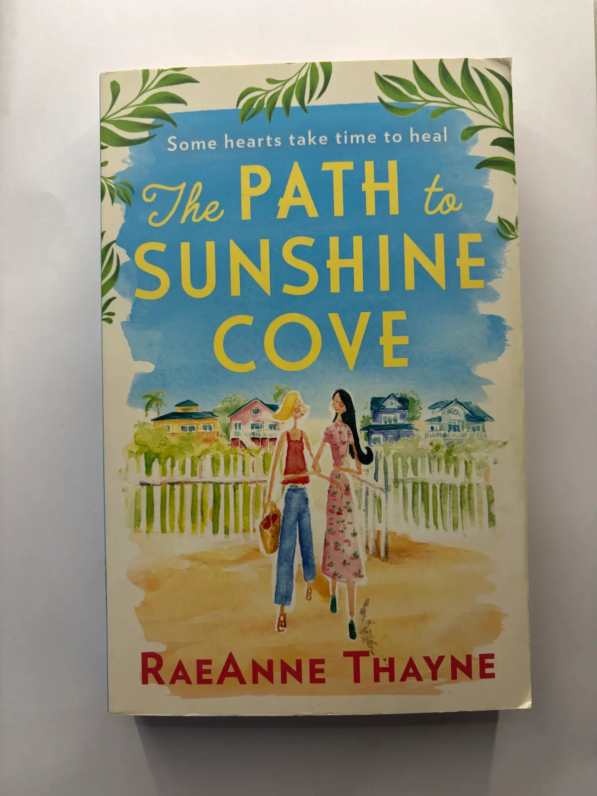The Path to Sunshine Cove by RaeAnne Thayne romance book front cover UK