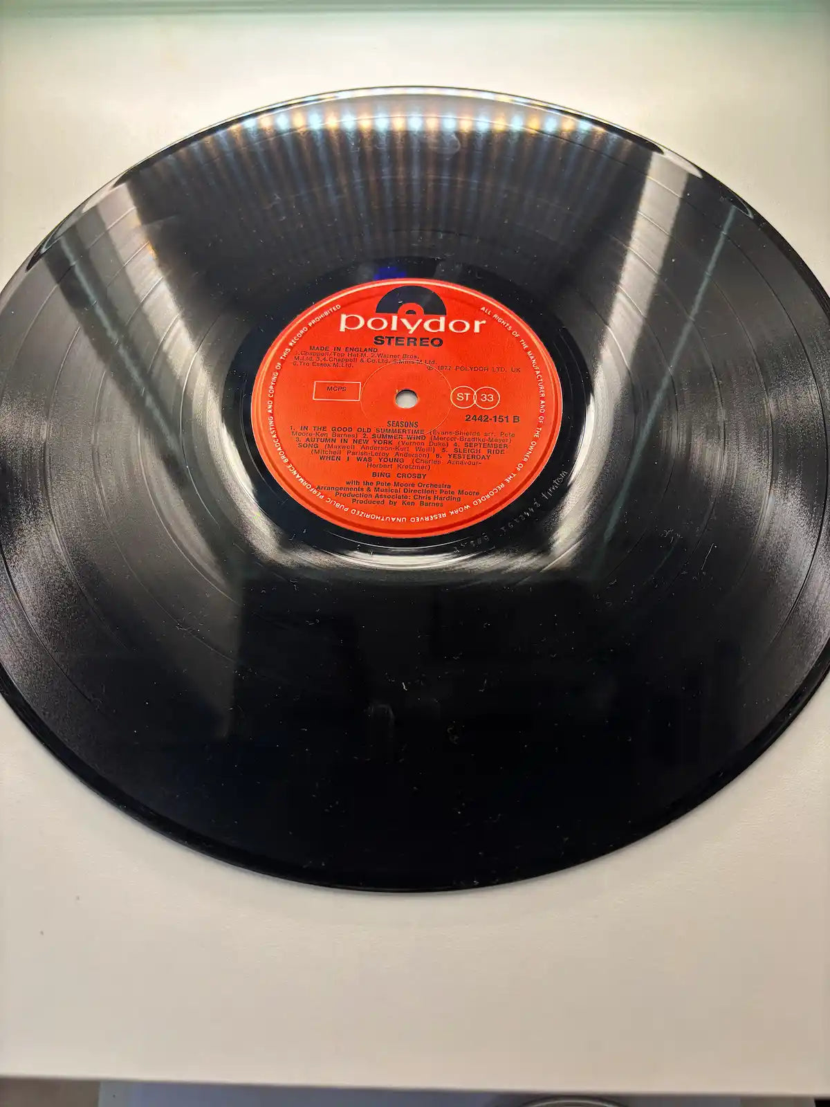 Bing Crosby Seasons vinyl record label Polydor 1977 UK