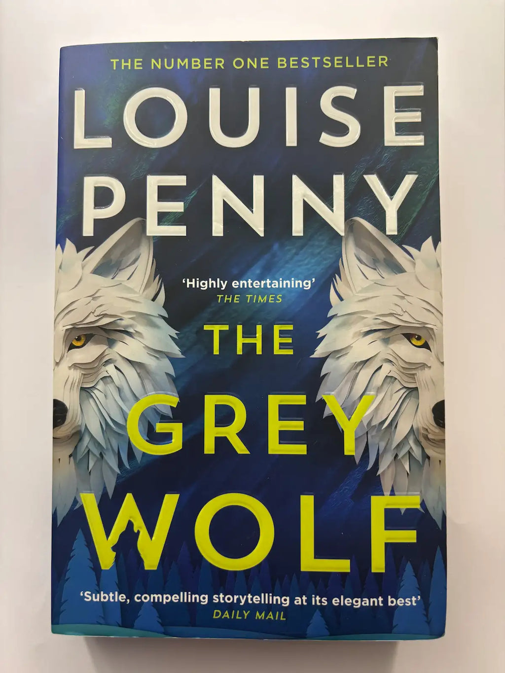 The Grey Wolf by Louise Penny mystery book front cover UK